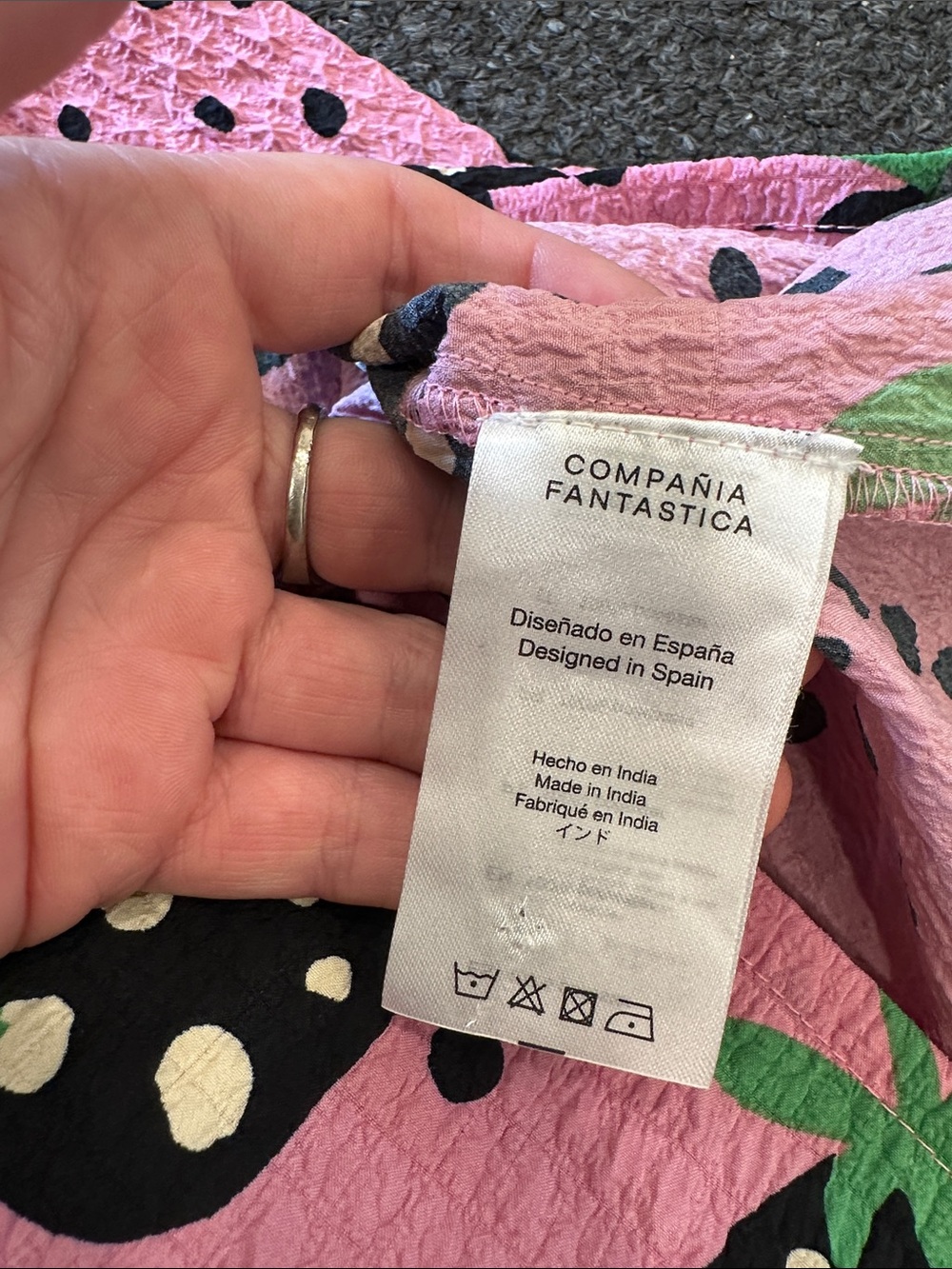 Compañia Fantastica Purple-ish Pink Black Abstract Strawberry Print Blouse Large - Picture 7 of 8